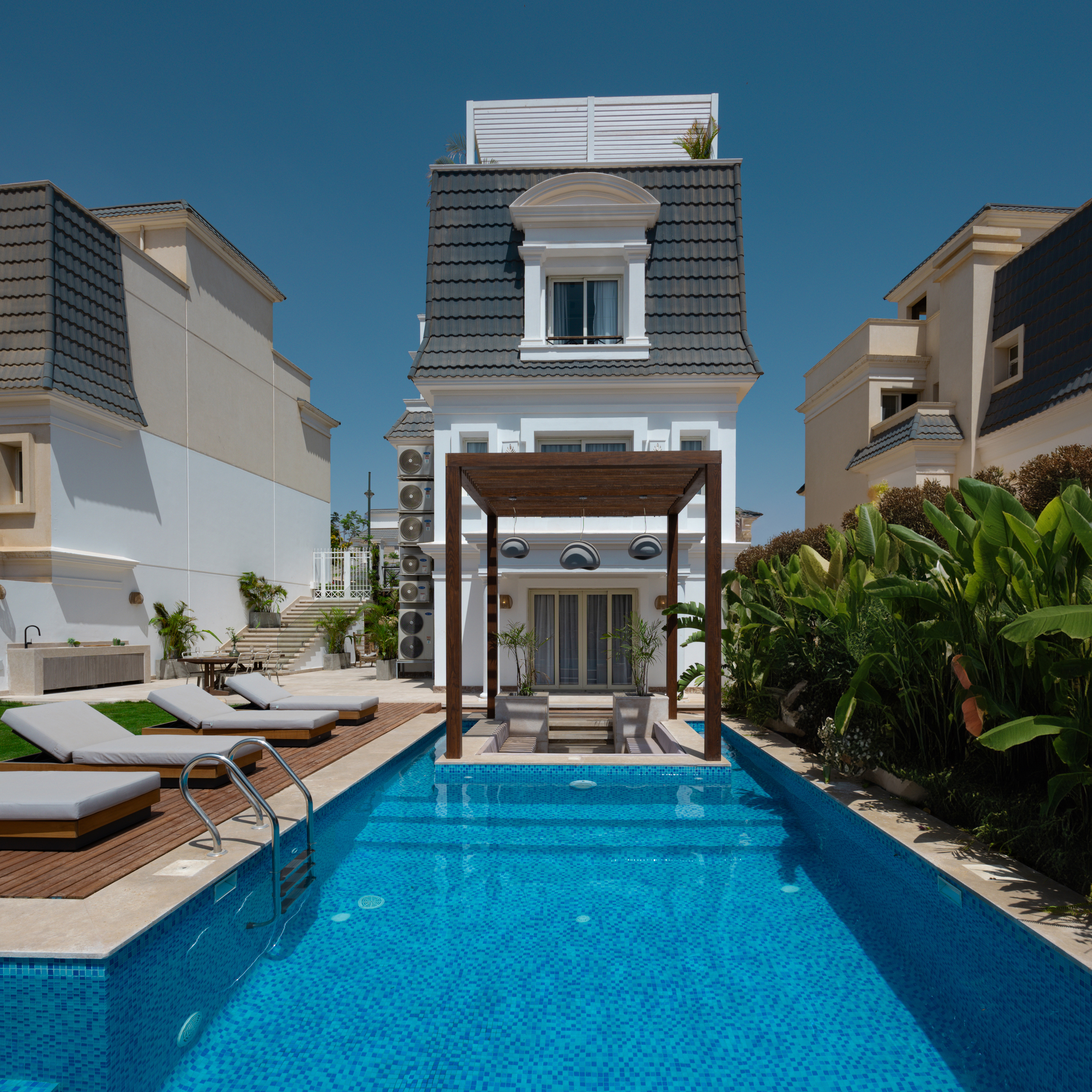 pool with sense 1